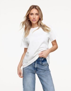 basic shits Women's Basic White T-Shirt